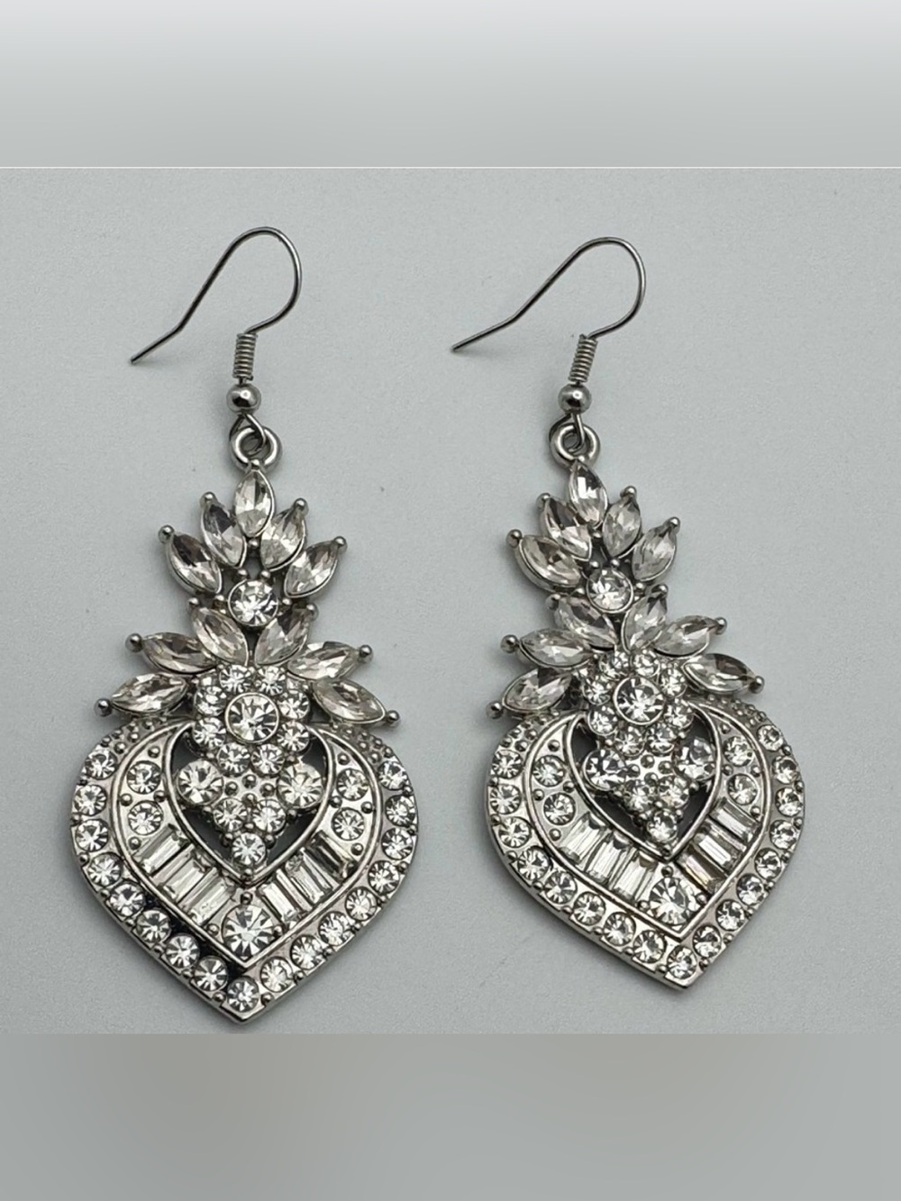 Gorgeous Silver Tone Crystal Heart Drop Earrings Sparkly Statement Dangles